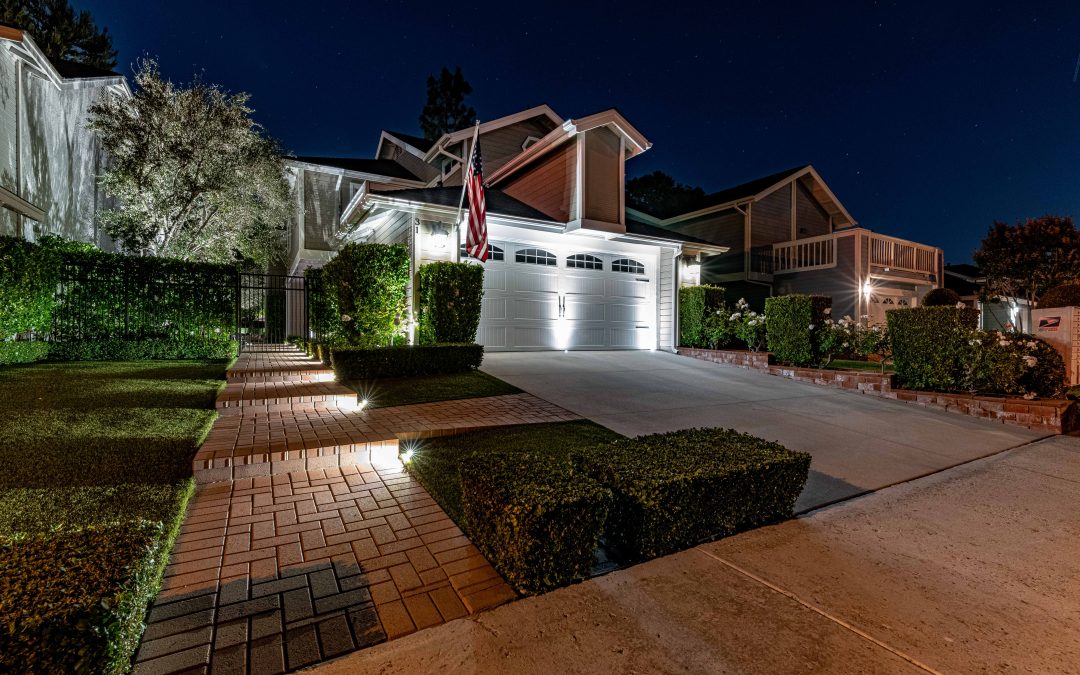 Highlight Your Home’s Best Features with Elegant Landscaping Lighting